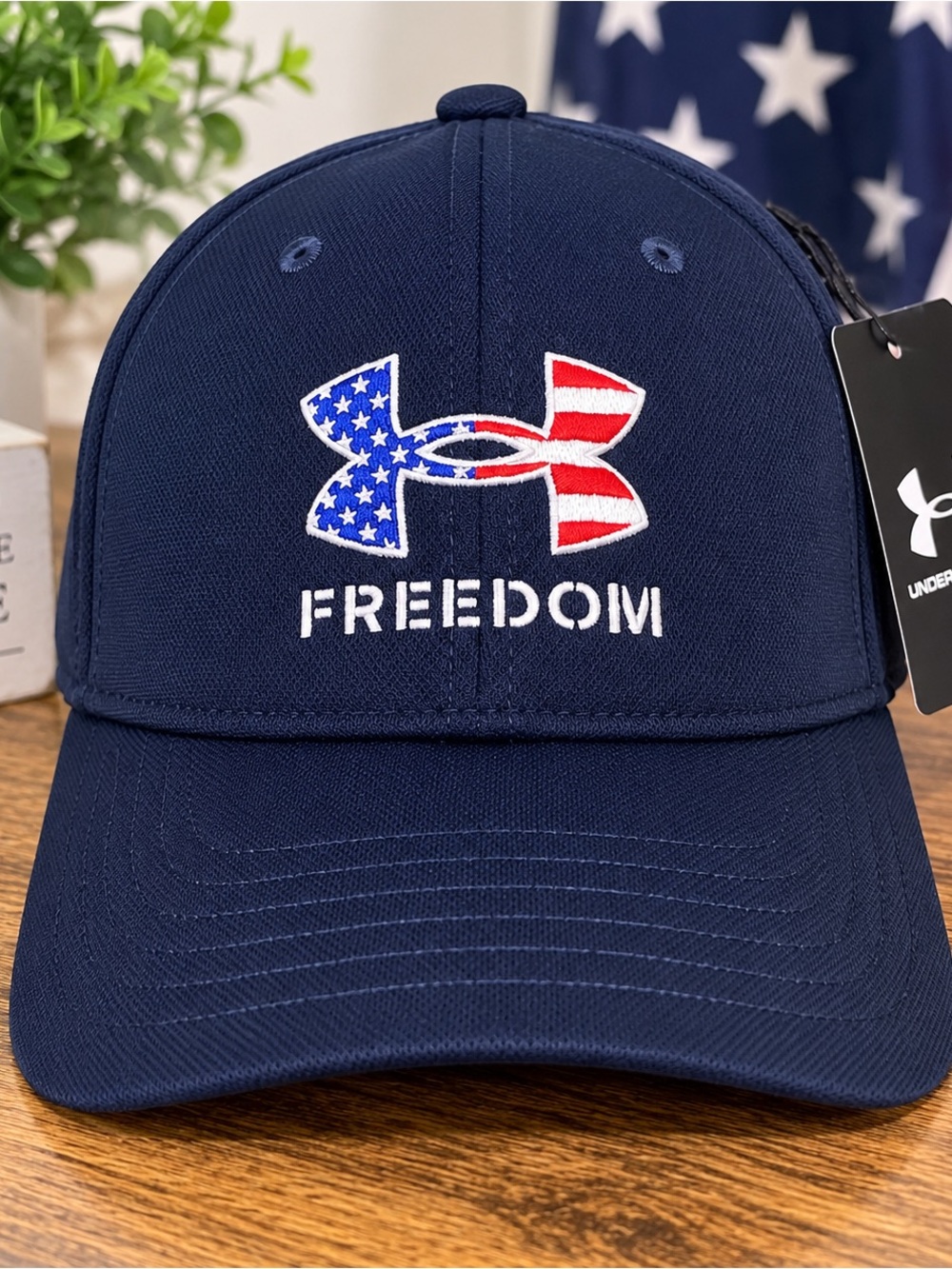 Under Armour Freedom Youth Navy Baseball Cap American Flag Logo Adjustable NWT